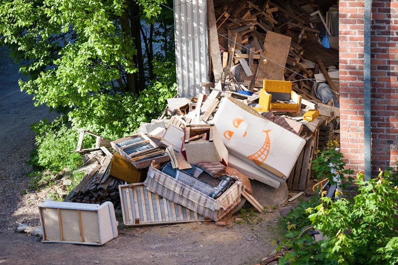 Builders waste removal Sydney — construction rubble and demolition debris